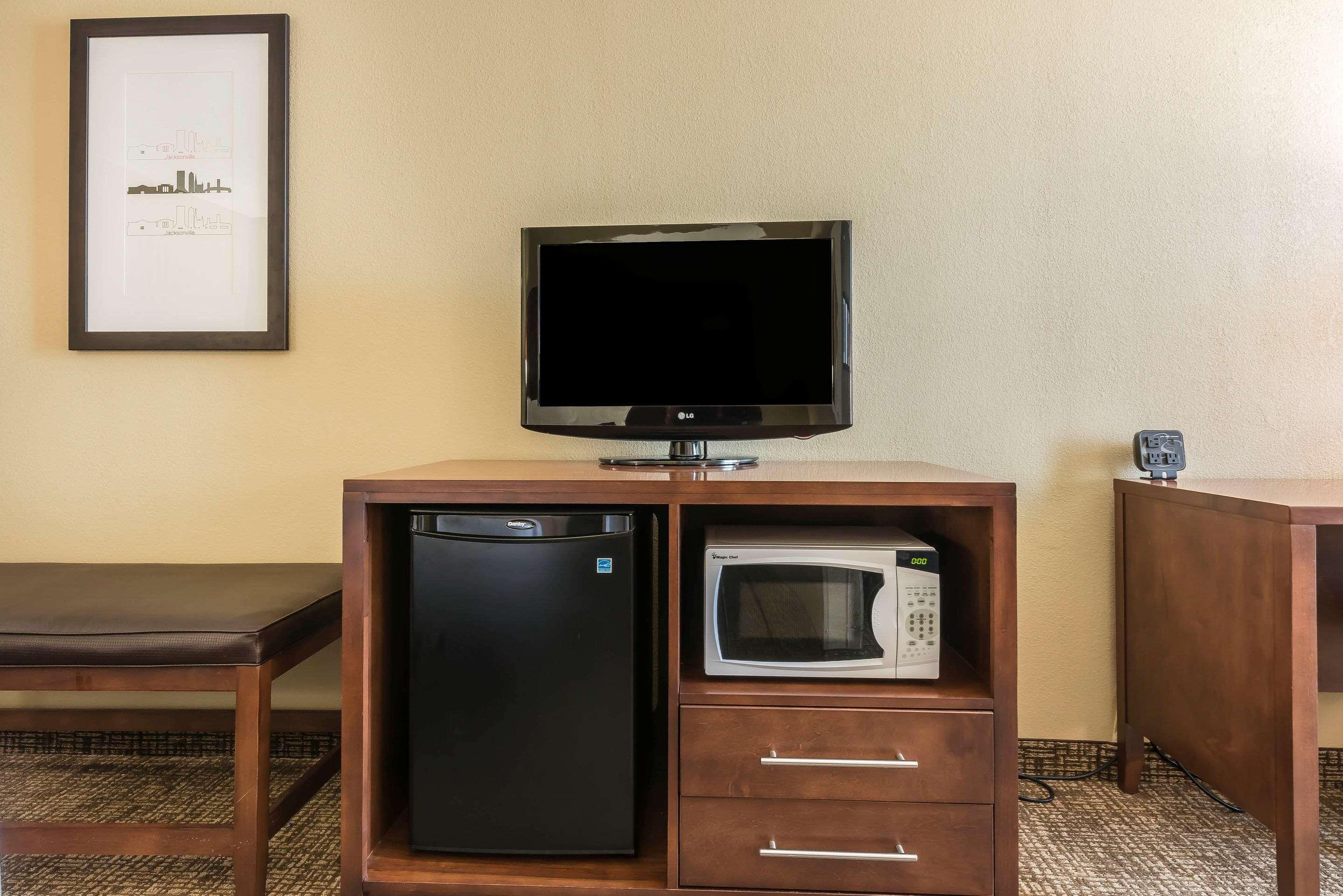 Comfort Suites Baymeadows Near Butler Blvd Jacksonville Eksteriør billede