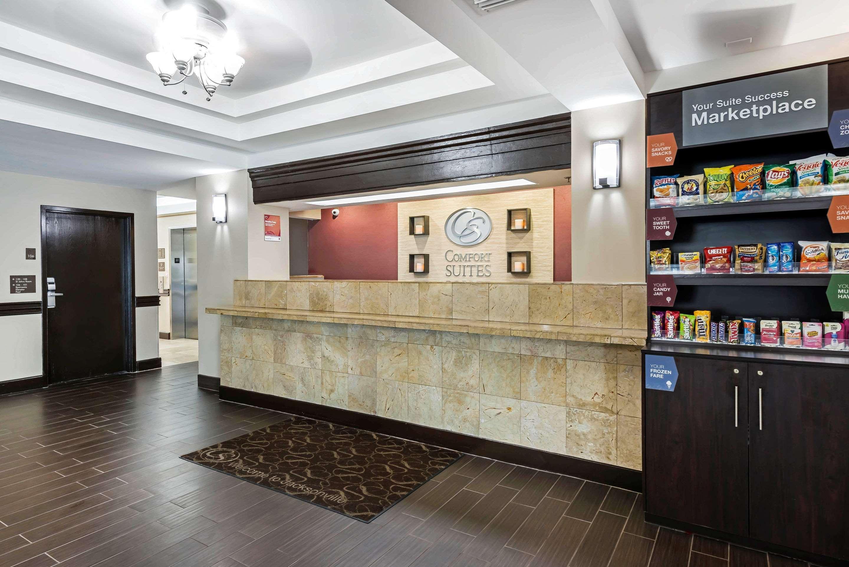Comfort Suites Baymeadows Near Butler Blvd Jacksonville Eksteriør billede